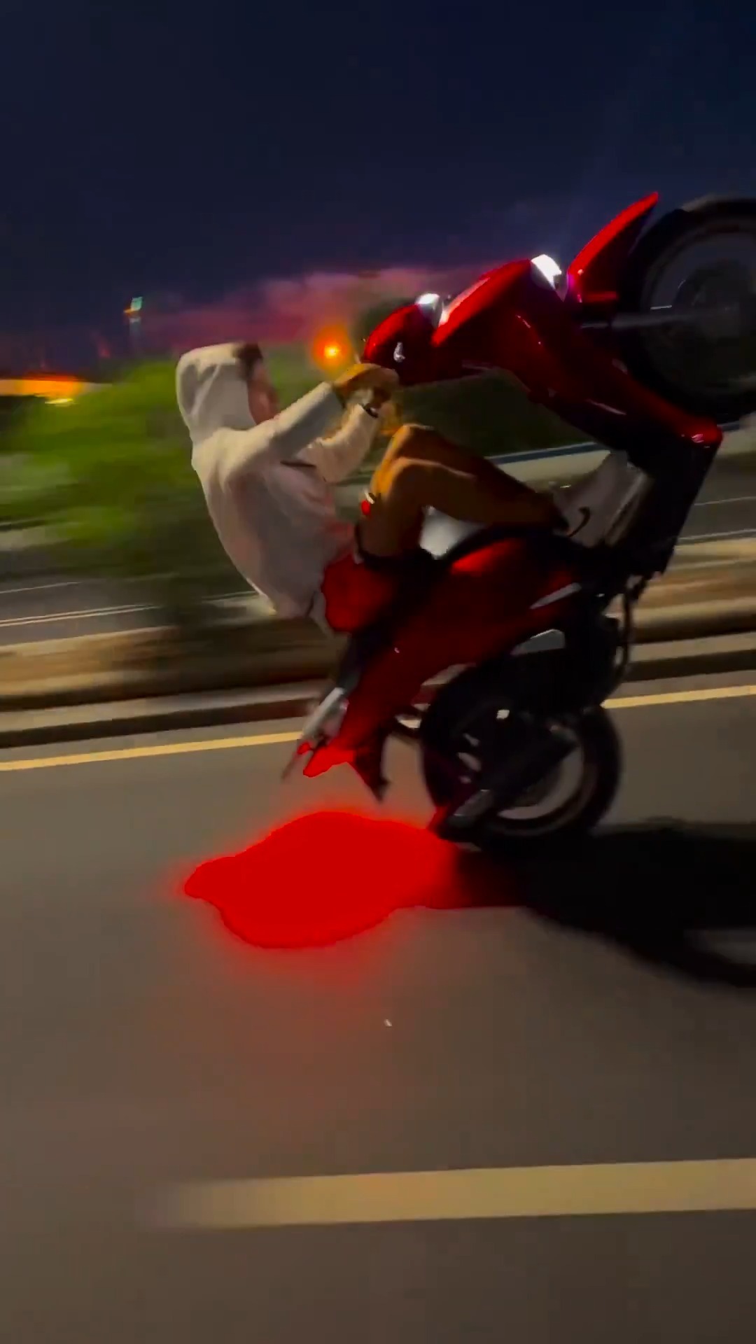 ❌절대 따라하지 마세요❌ 오토바이 쾌락 최고봉 윌리🏍️😎 이미지