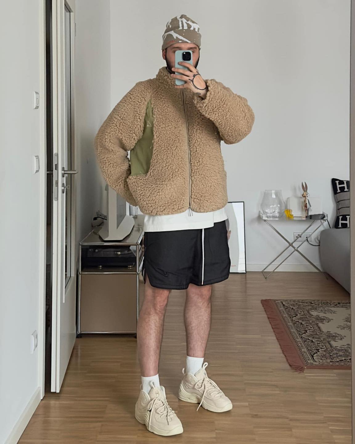 상남자특 : 바로 반바지 입음🎅 이미지