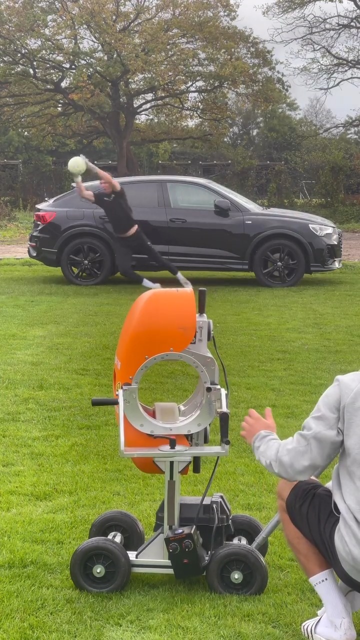 골키퍼 실력을 기르는 최고의 방법⚽️🧤 이미지