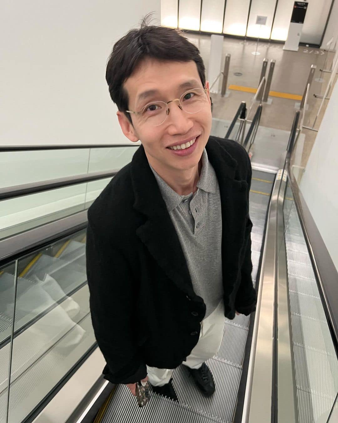 검정 블레이저는 실패없지👨‍✈️🚨 이미지