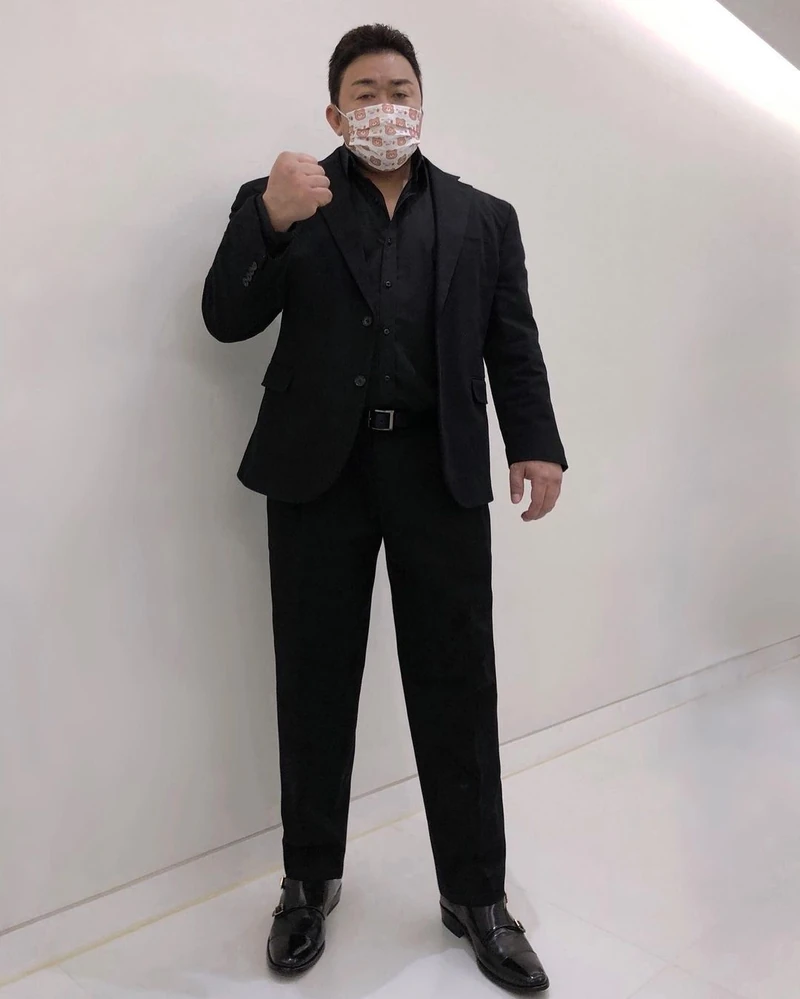 같은 남자도 반하는 정장핏🤵♂️ 이미지5
