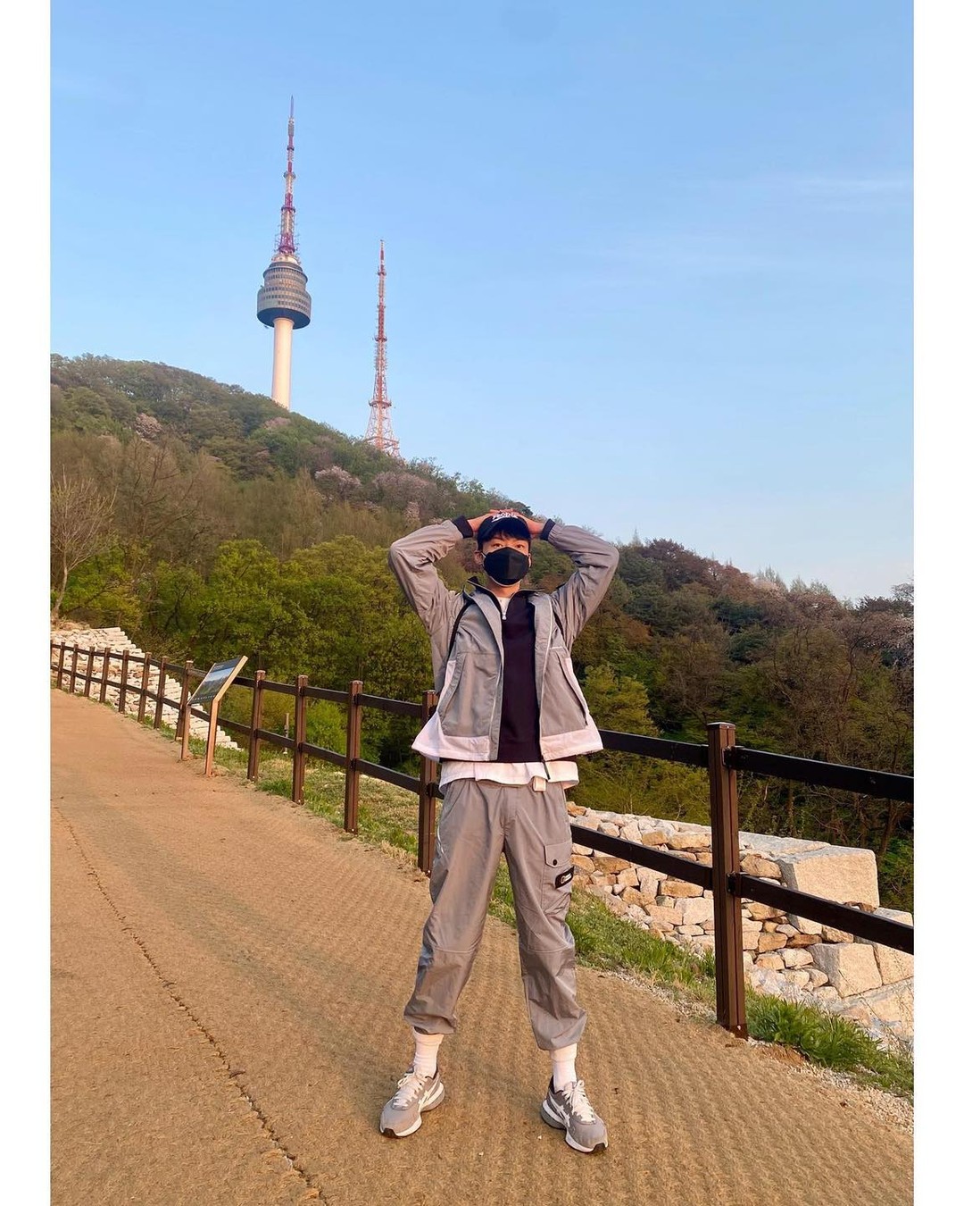 그들의 스포티 코디🏸 이미지