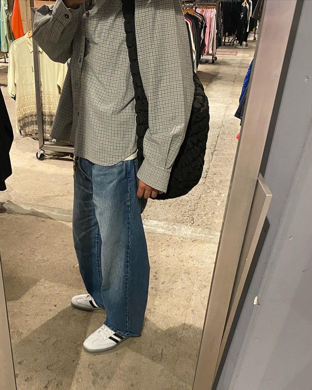 코스 퀼팅백은 블랙이지💣 이미지6