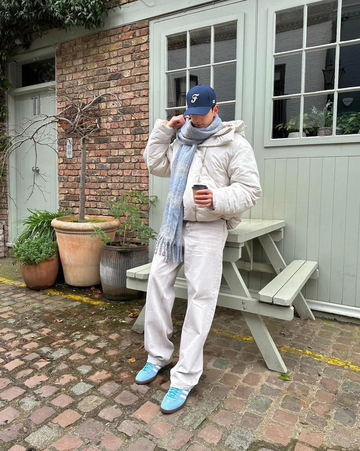 안입기엔 아까운 크림&화이트🍚 이미지