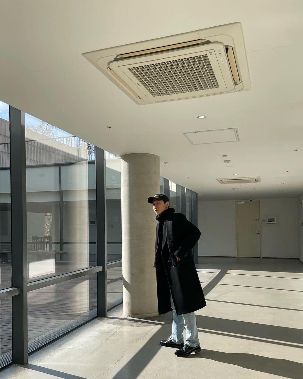 심플한 머플러로 센스 더해🧣 이미지8