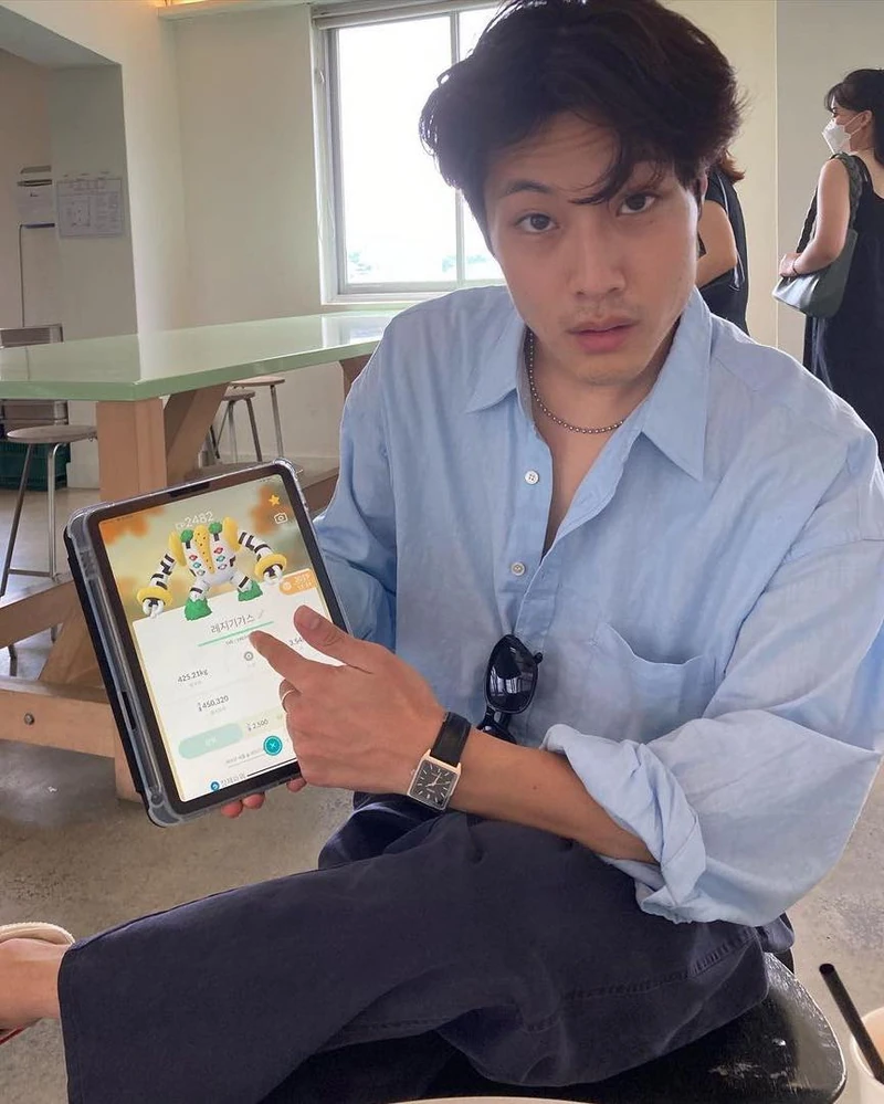 5월 에센셜 블루 셔츠👔 이미지1