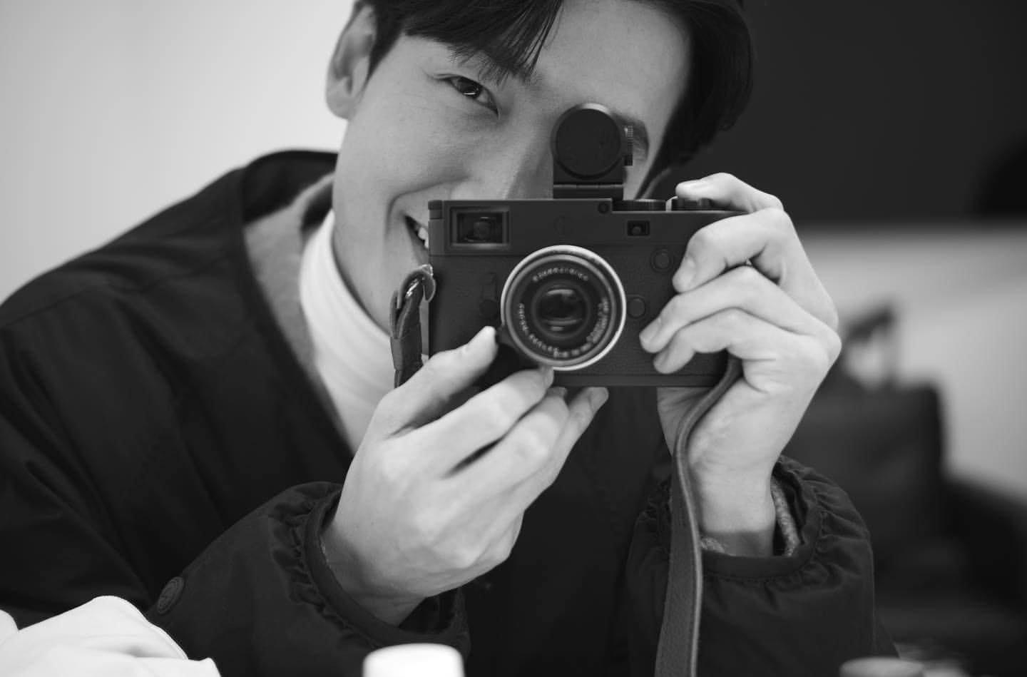 일타강사의 흑백 일상들📸 이미지7