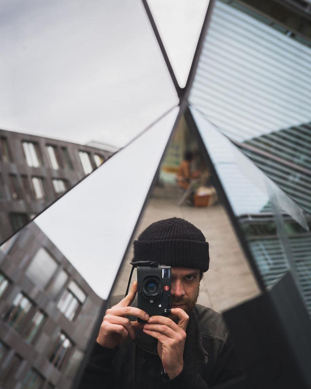 봄은 빨간딱지와 함께🔴 이미지2