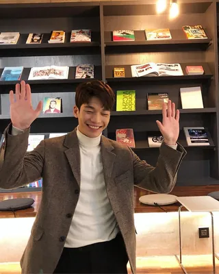 그냥 코트는 심심할때🗑️ 이미지