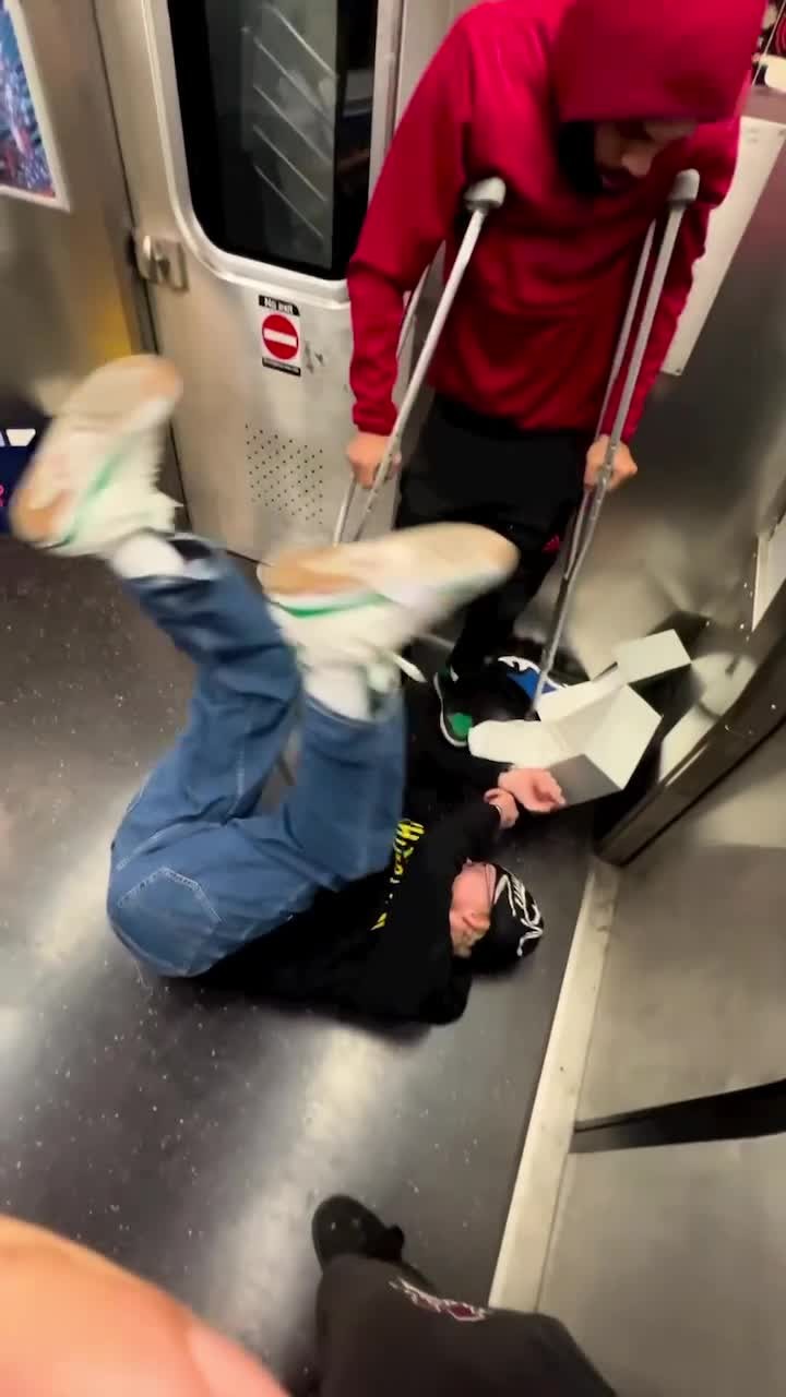 뉴욕은 이게 일상이야🗽🤣​ 이미지