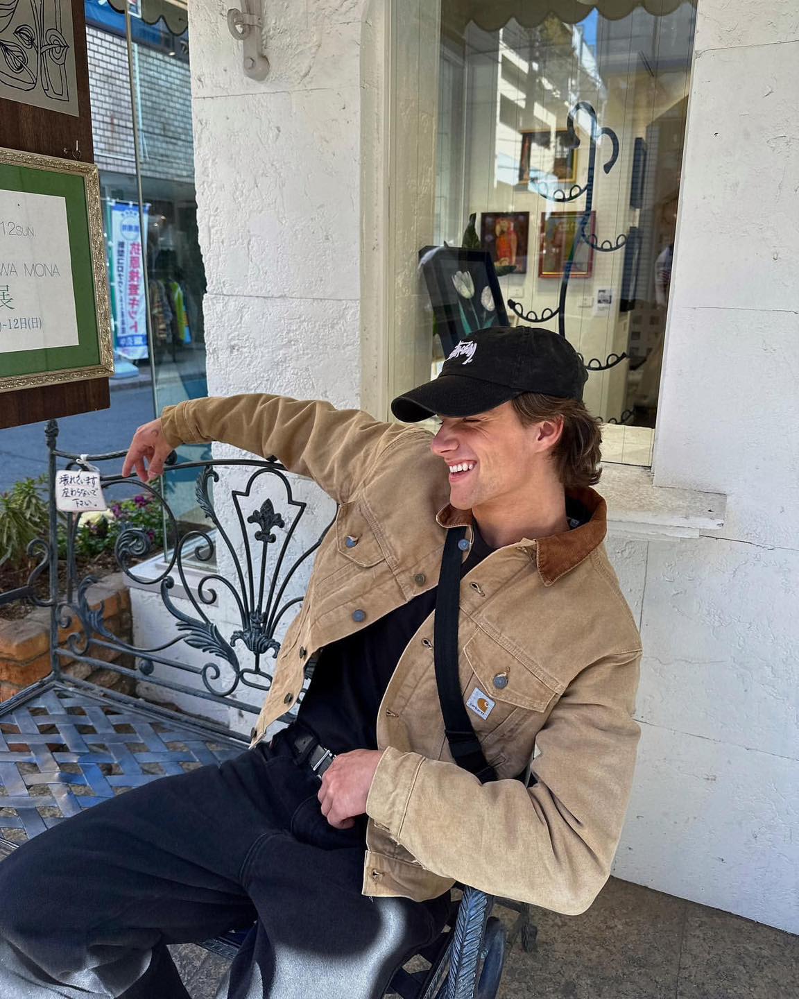 슬슬 워크자켓 꺼내야겠네🛠️ 이미지