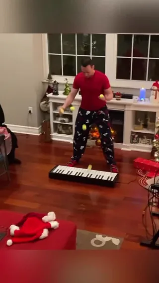 메리 크리스마스🤹‍♂️🎄​ 이미지