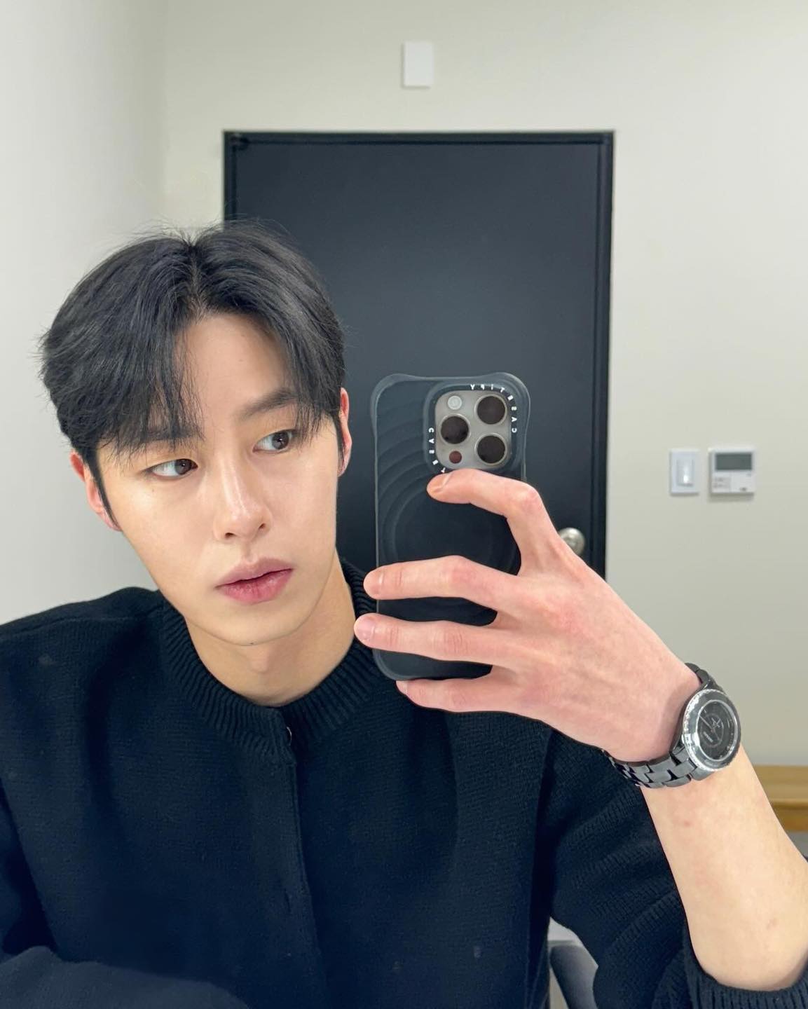 셀카의 완성은 얼굴📸 이미지