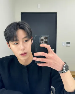 셀카의 완성은 얼굴📸 이미지