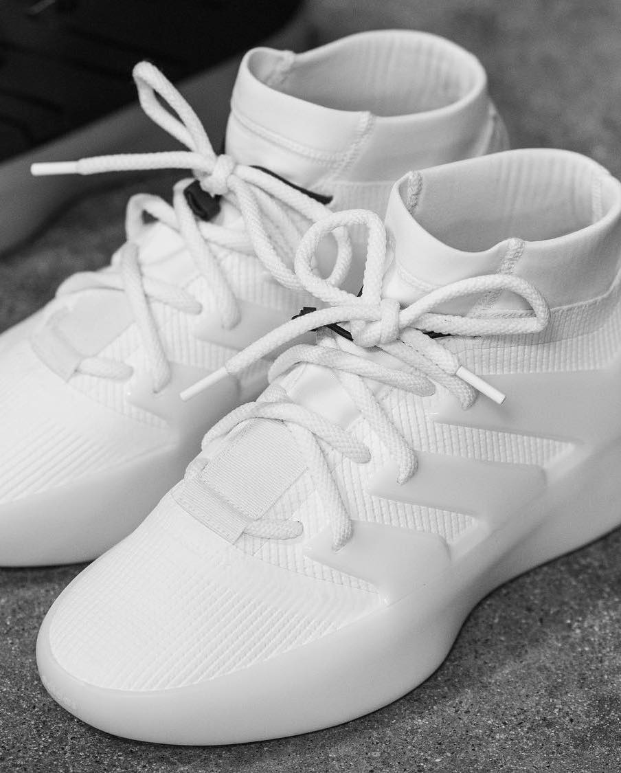 피오갓x아디다스 이번엔 농구화🏀 이미지7