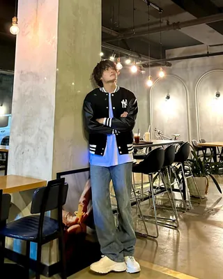 나는 아직 바시티 못보낸다⚾️ 이미지