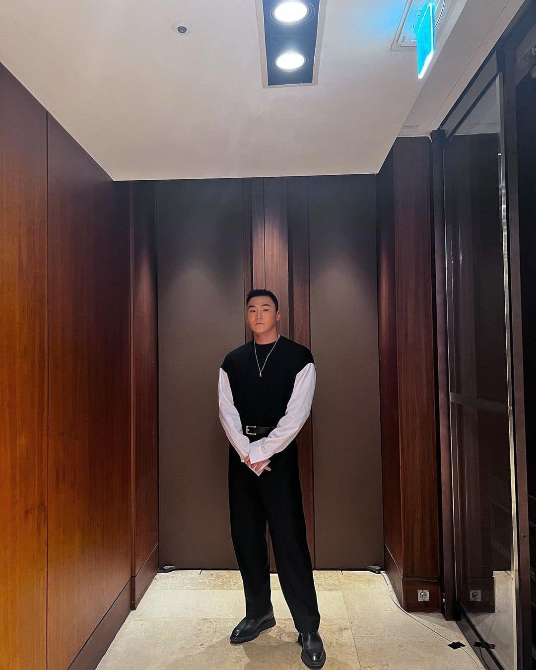 넓은 어깨가 든든한 양다일 패션💪 이미지9