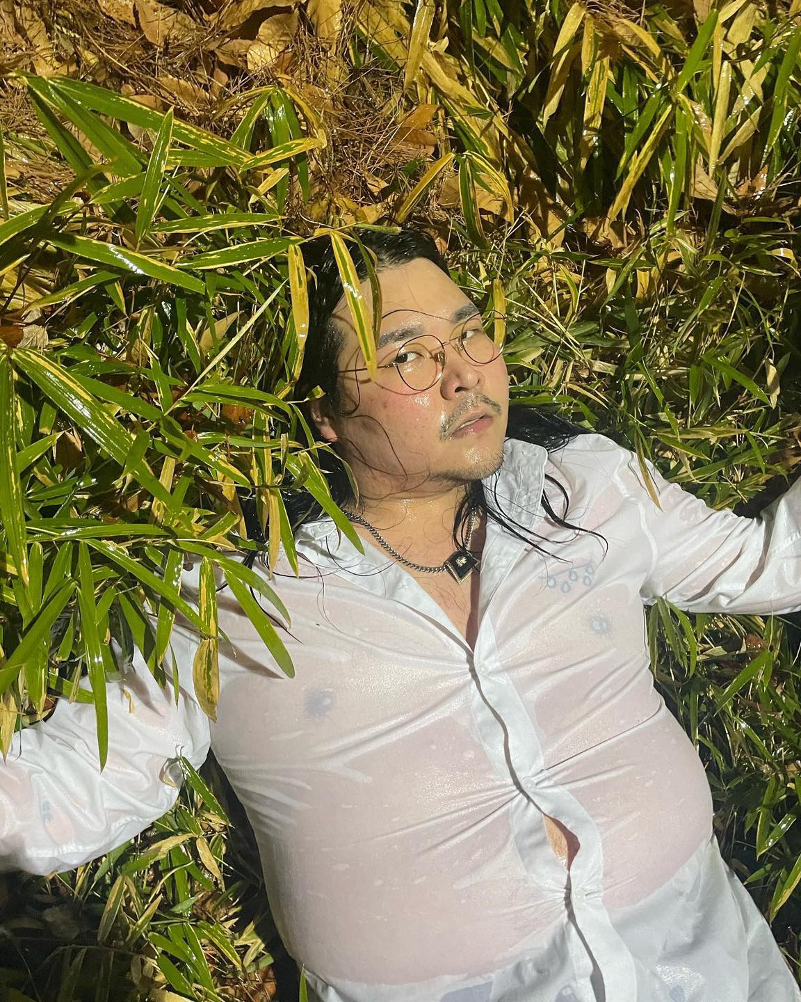 제철맞는 웻보이의 한결같은 코디☔️ 이미지