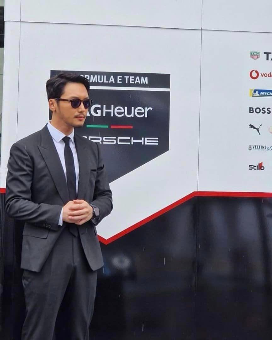 가을 햇살에도 선글라스 필수😎 이미지