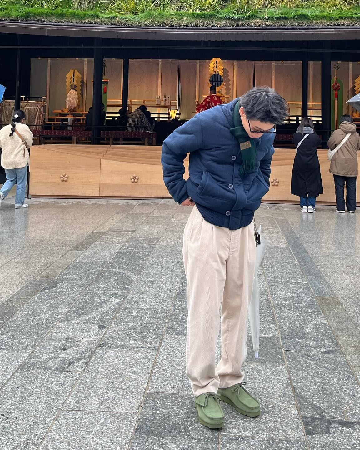 이제 왈라비는 필수템이지🪔 이미지