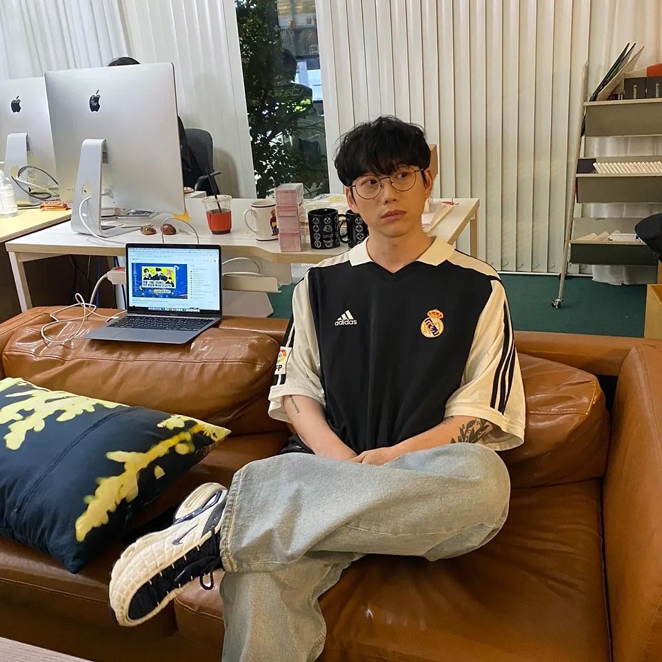 반팔👕 + 긴바지👖 딱 권정열만큼 이미지3