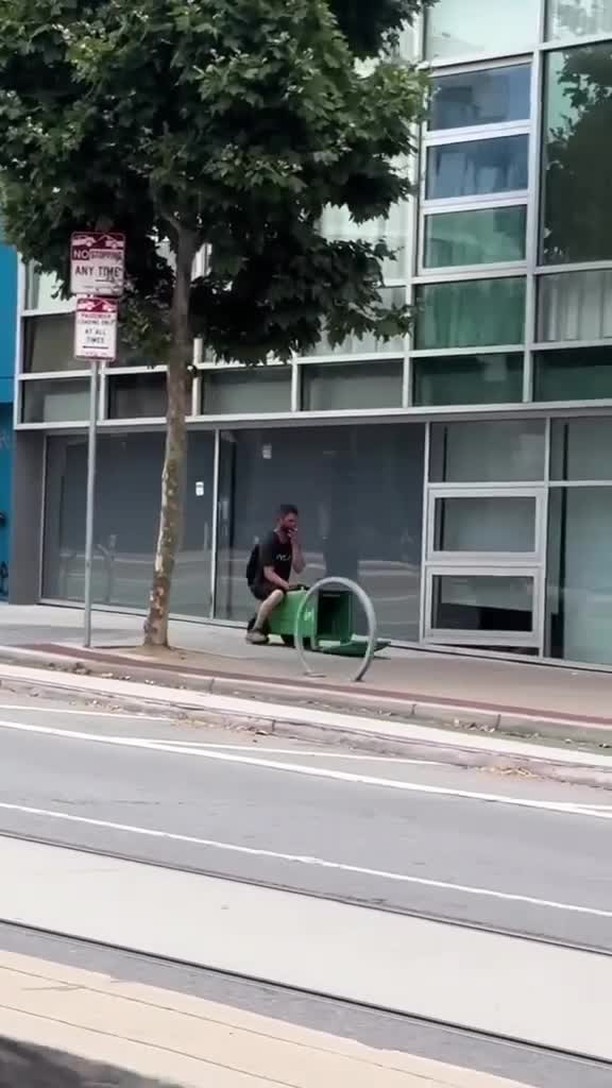 이_영상에_제목을_달아주세요.avi♻️🗑️​ 이미지