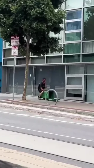 이_영상에_제목을_달아주세요.avi♻️🗑️ 이미지