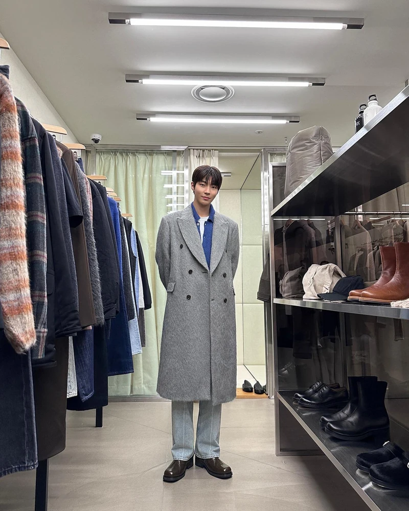 롱코트 깔쌈하게 입기🕵️‍♂️ 이미지9