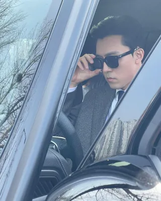 이무생로랑 깔끔코디🦾 이미지