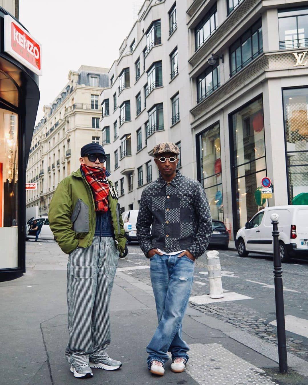 니고의 겐조 러닝 스니커즈🏃‍♂️👟 이미지