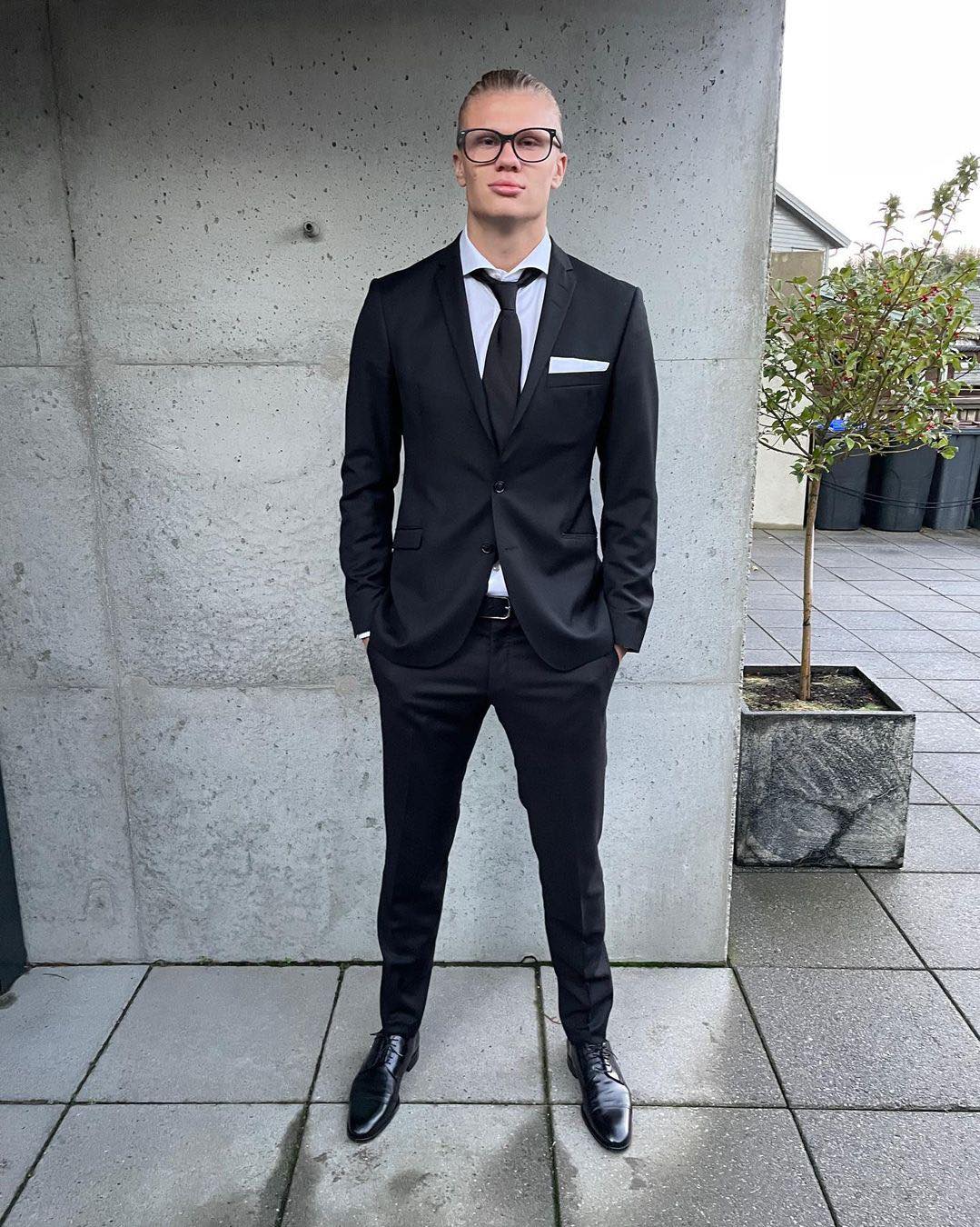 셋업 좋아하는 홀란드 데일리⚽️ 이미지2