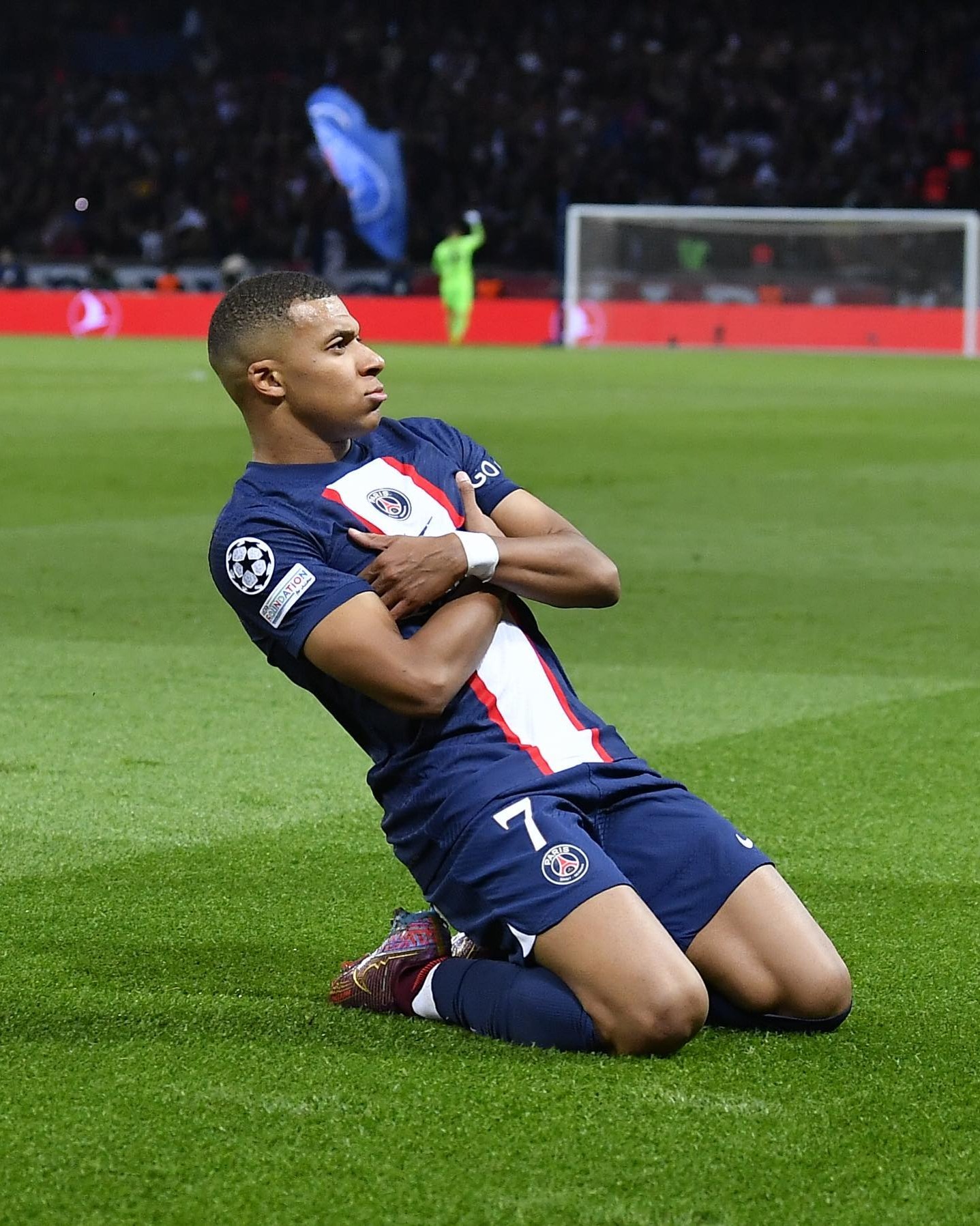 음바페 형 진짜 레알 가는거야?🇫🇷⚽️더 이상 이강인과의 브로맨스는 없는거야? 이미지6