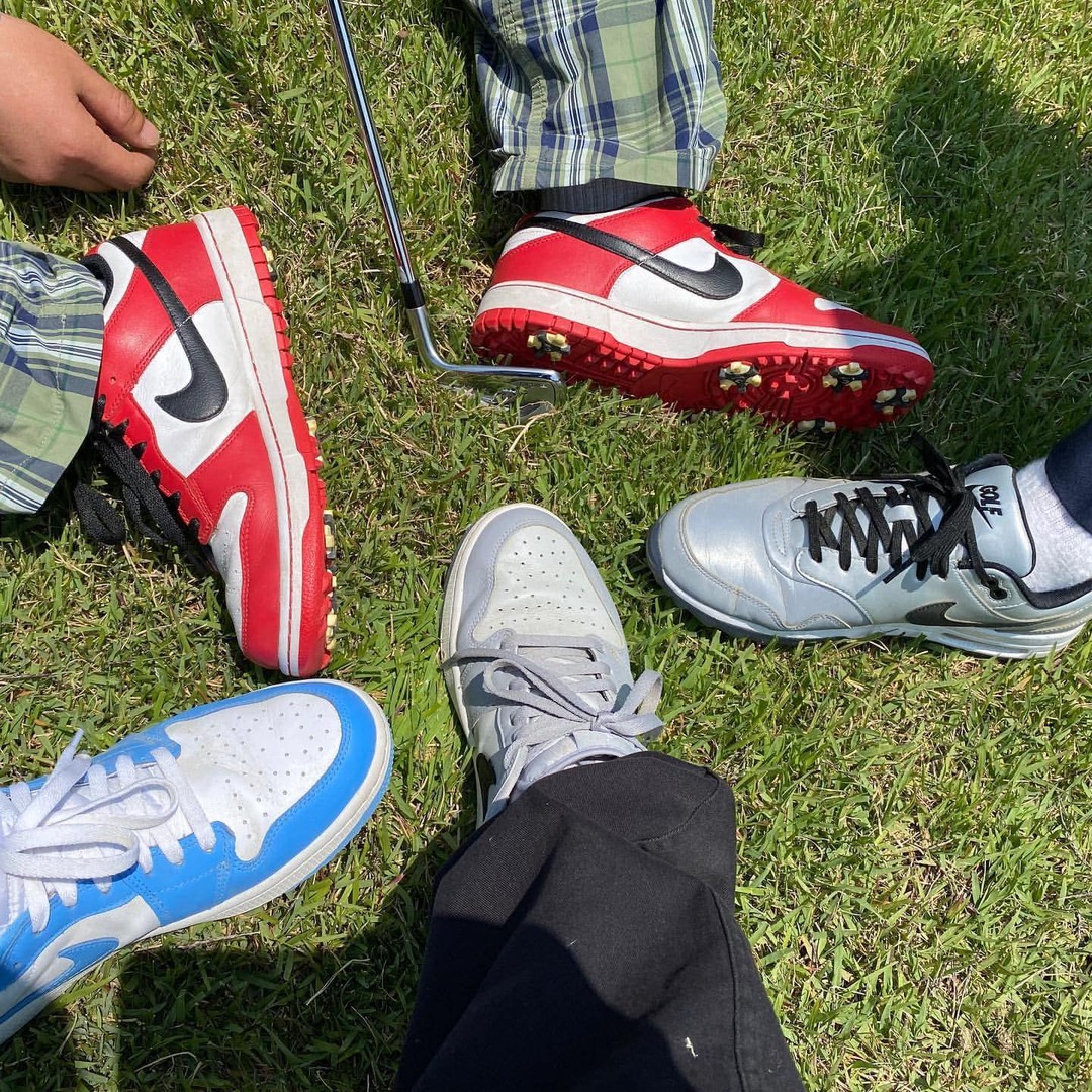 골프칠 때도 포기 못함⛳️🏌️ 이미지2