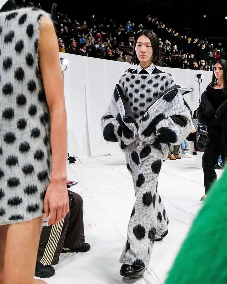 마르니 패턴에 딩윤장 실루엣🚀 이미지4