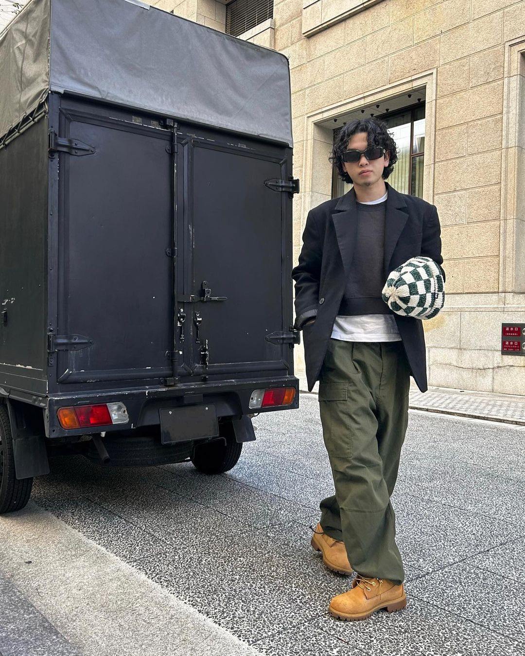 귀한 10°C 날씨엔 적당히 입기☀️ 이미지