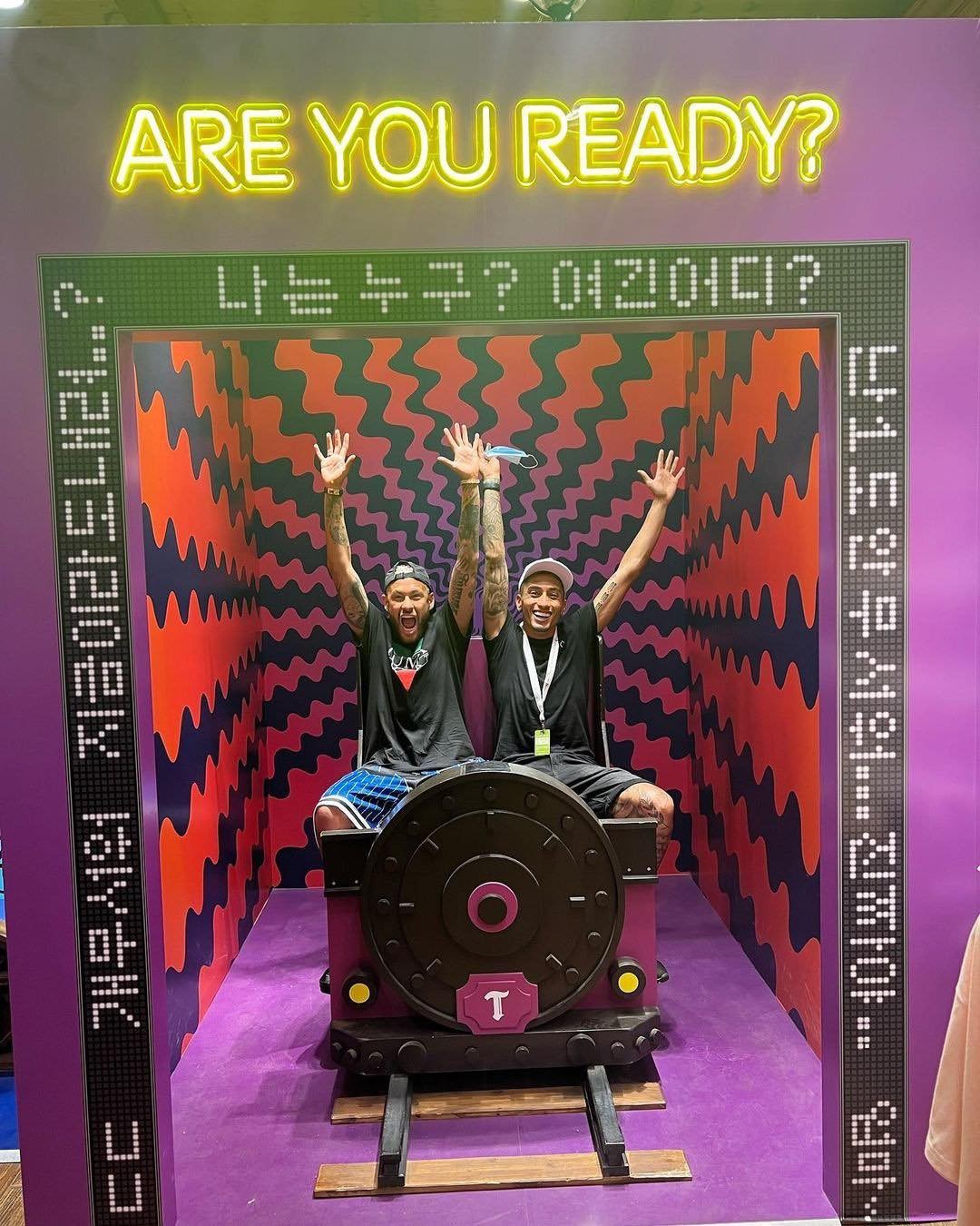 에버랜드에 푹빠진 네이마르 일상🇧🇷 이미지