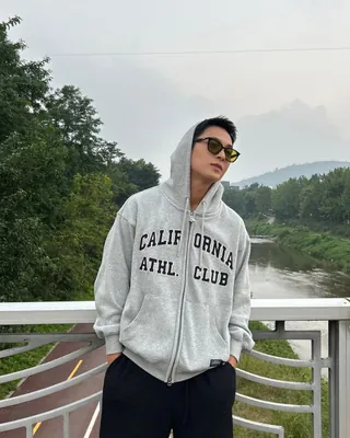 후드집업 하나씩 챙겨☀️ 이미지