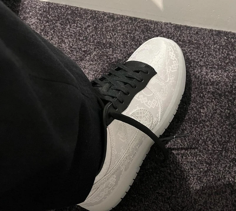 후지와라 히로시의 에어포스👟 이미지2