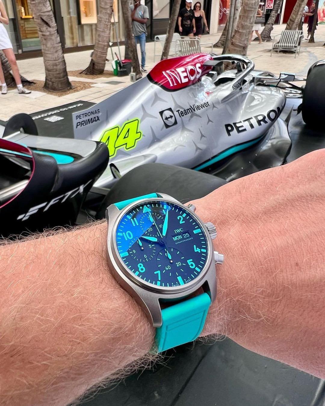 IWC의 스포티한 레이싱워치🏎 이미지