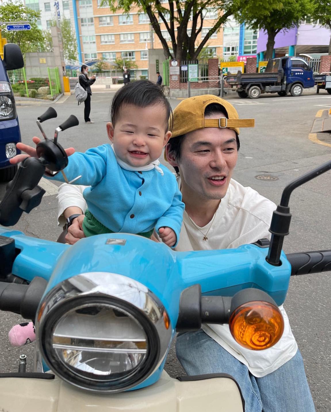 꾸러기같이 모자 돌려쓰기🧢 이미지2