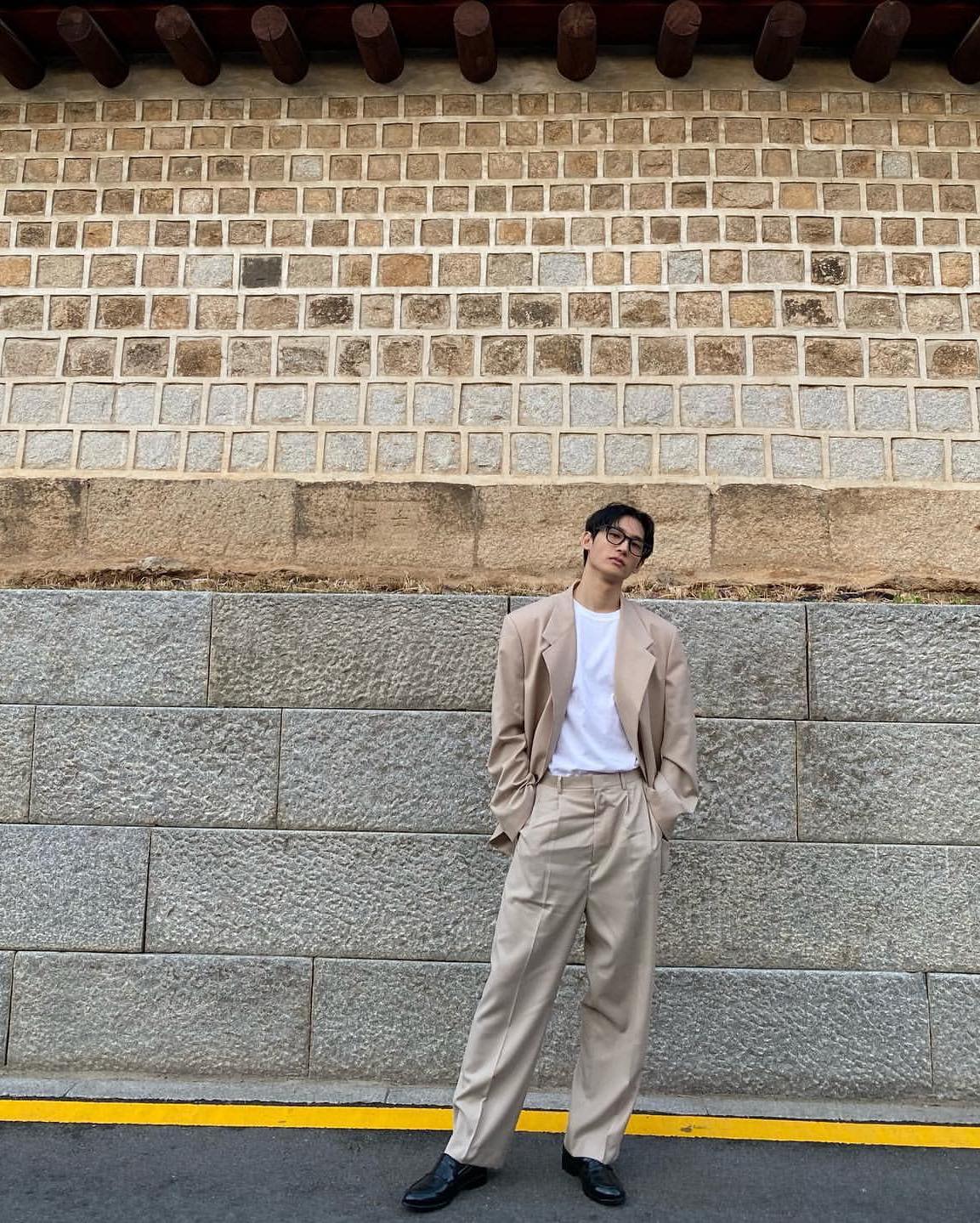 툭 걸쳐도 태나는 박형섭 기럭지🕺🏻 이미지2