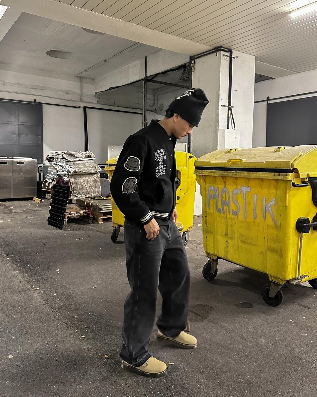 바시티는 블랙 베이스로🦾 이미지