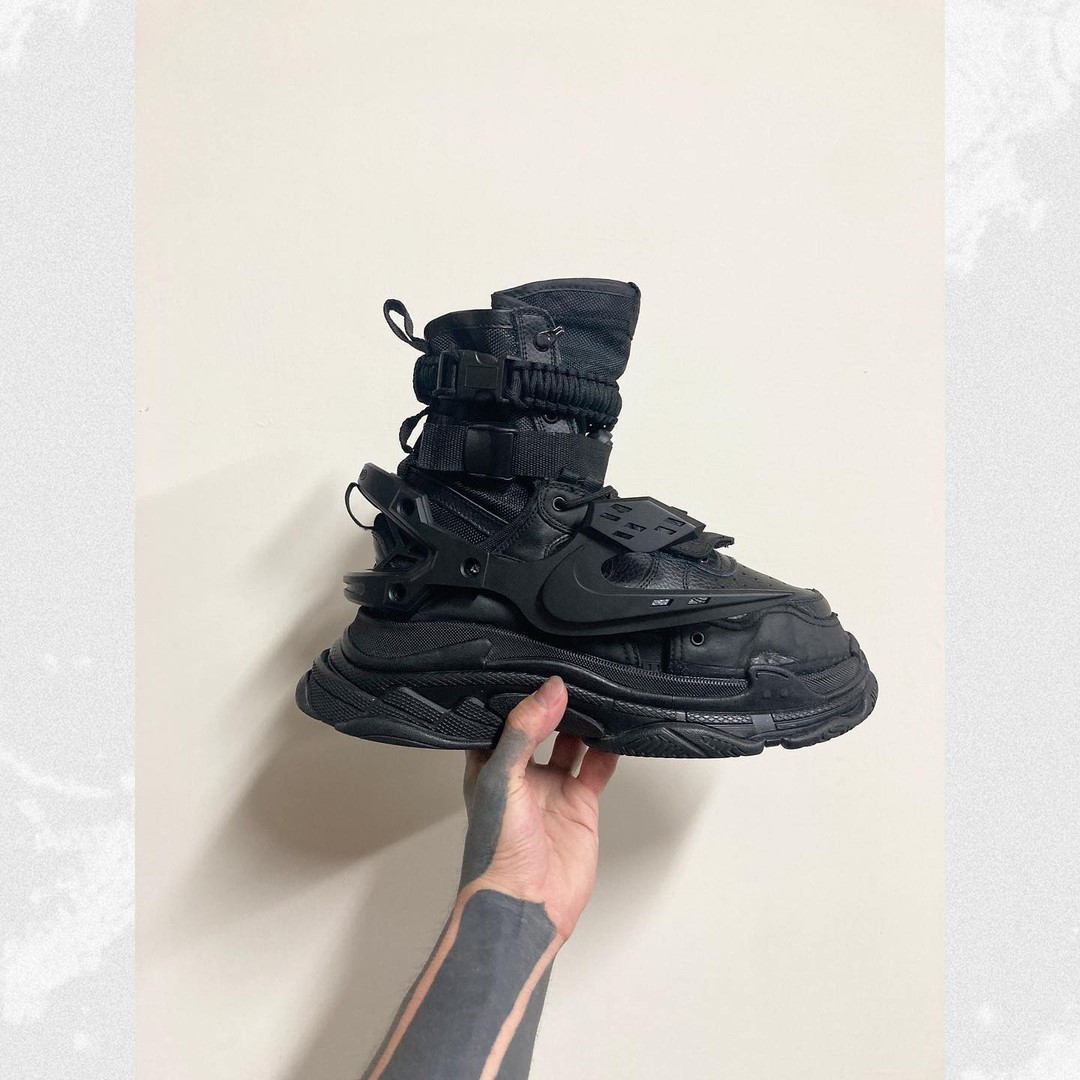 발렌시아가+나이키 커스텀✔️ 이미지