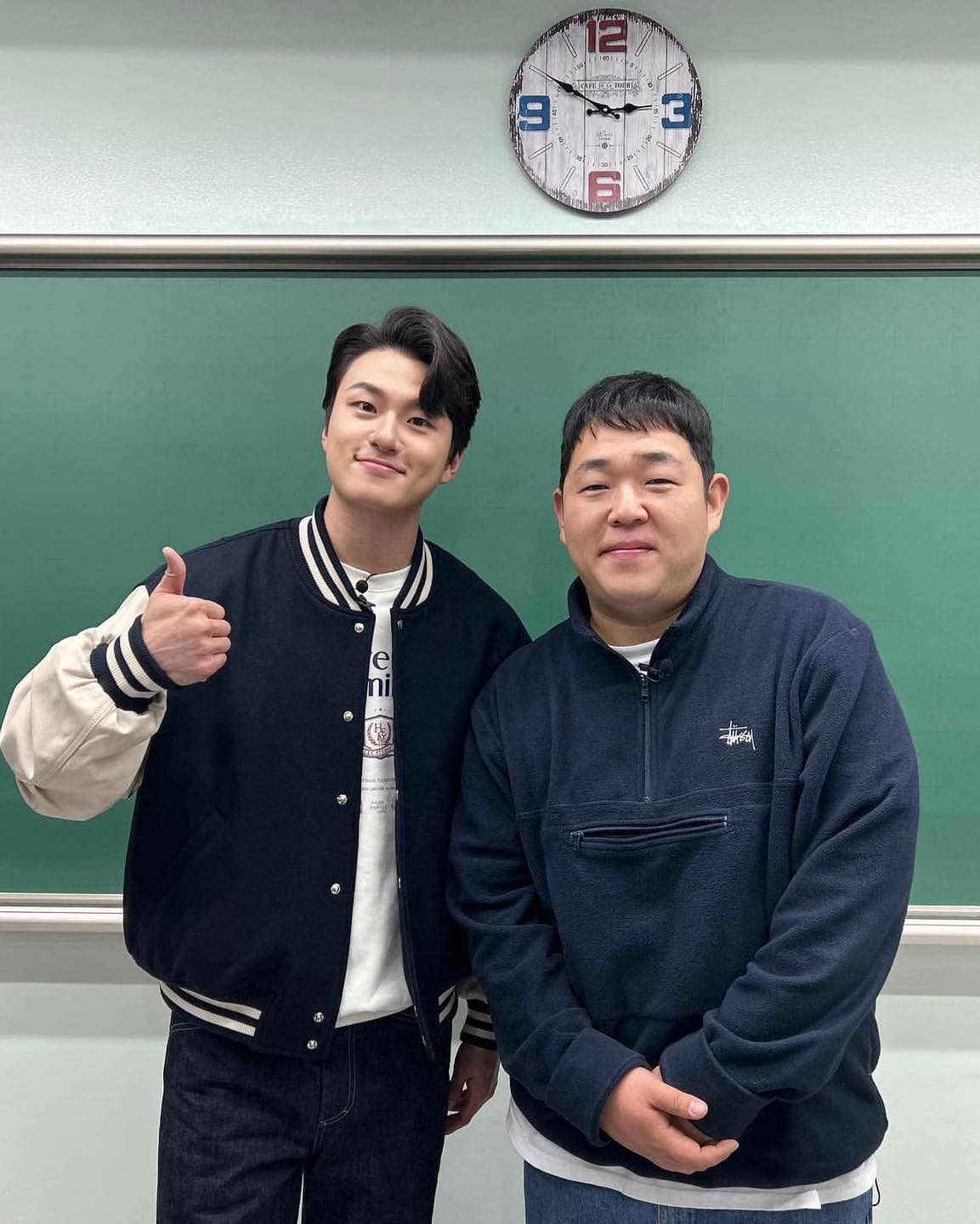 전역한 황장수뱀 봄패션🫡 이미지2