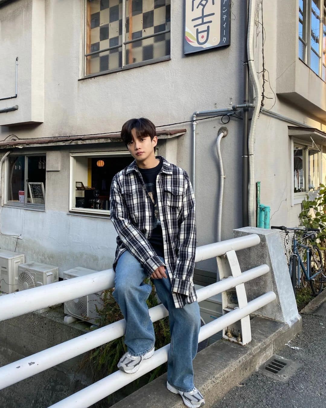 손이 자주 가는 체크셔츠👔🤓⁠ 이미지4