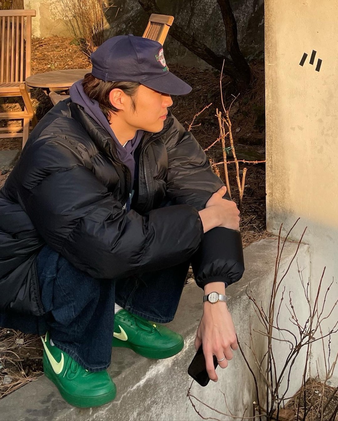 패딩은 블랙이지🥷🏿​ 이미지