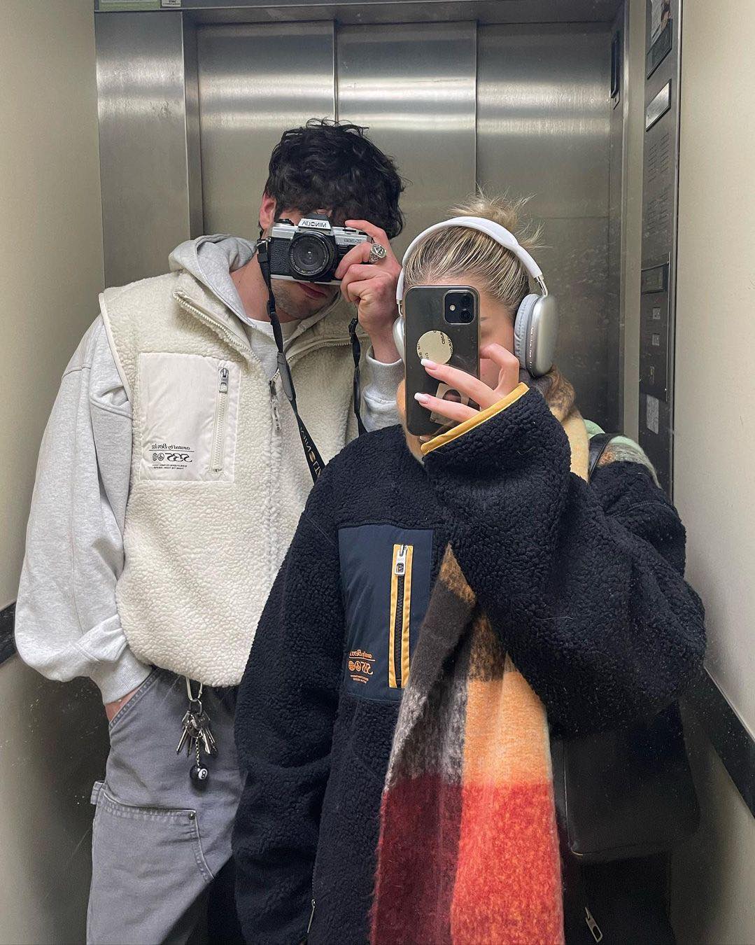 23년엔 아웃핏 많이 찍기📸 이미지