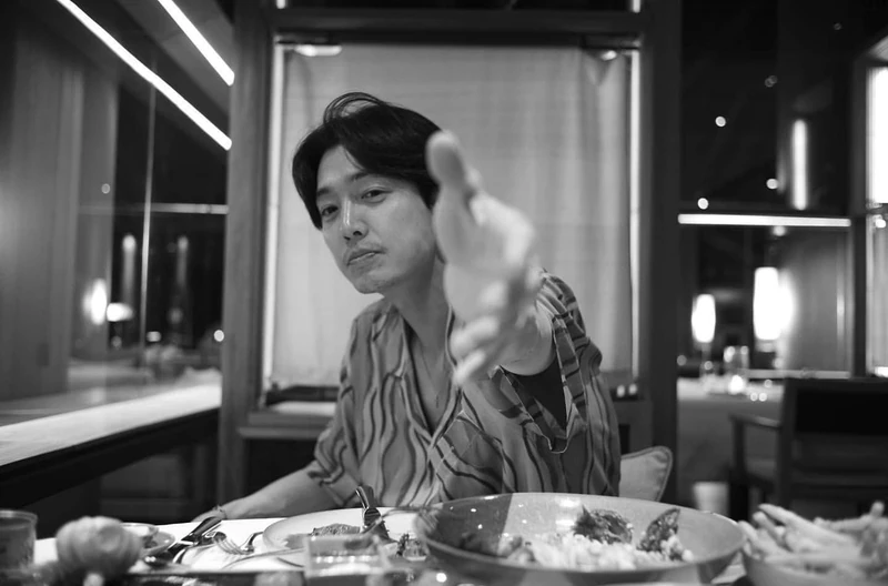 일타강사의 흑백 일상들📸 이미지1