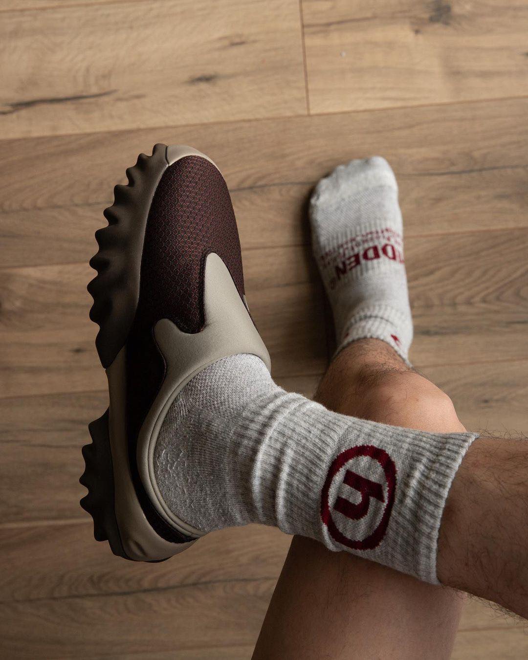 깰끔하게 잘빠진 오클리 신상 뮬🐈‍⬛ 이미지