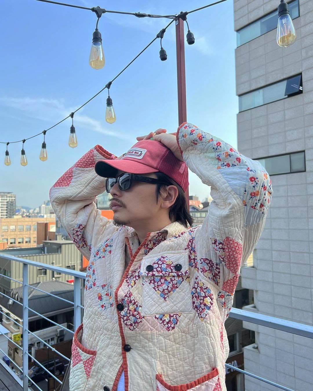 마초감성으로 수염 도전?!🥸 이미지